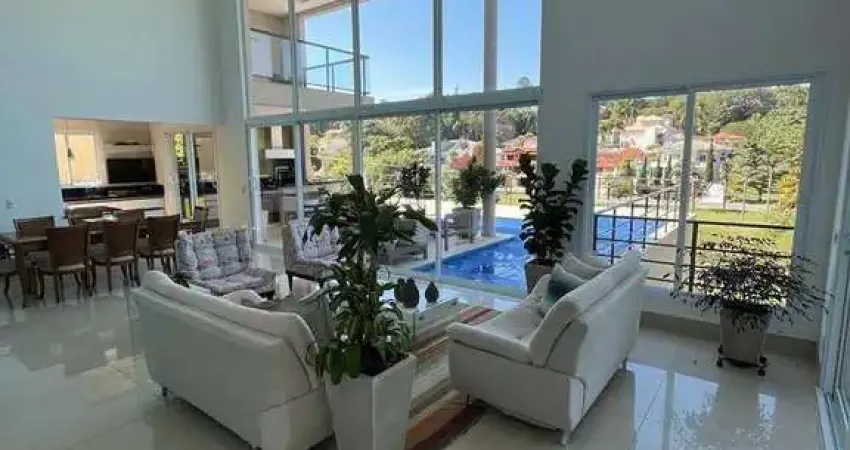 Casa belíssima a venda no 'Condomínio Marambaia 'Vinhedo SP.