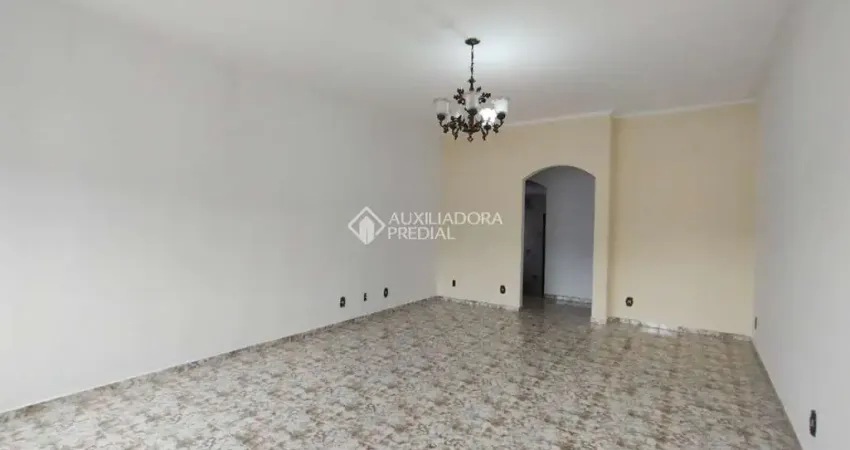 Casa com 2 quartos à venda na Rua Ingá, 567, Vila Linda, Santo André