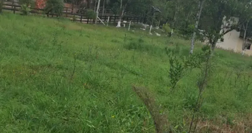 Terreno à venda no Moura, Canelinha