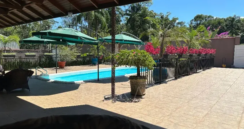 Casa comercial com 4 salas à venda na Rua Quinze de Novembro, 10, Barro Branco, Morretes