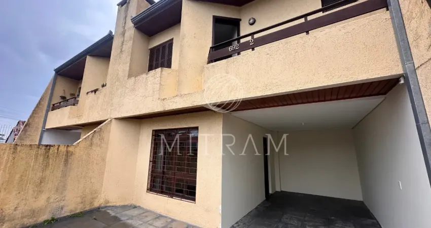 Casa com 3 quartos à venda na Rua Antônio Olívio Rodrigues, 692, Capão da Imbuia, Curitiba