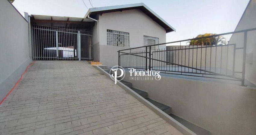 Casa com 3 dormitórios para alugar, 130 m² por R$ 2.000,00/mês - Jardim dos Alpes - Londrina/PR