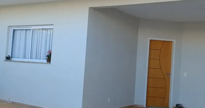 Casa com 3 quartos à venda na Rua Renato Picchi, 313, Nova Matão, Matão