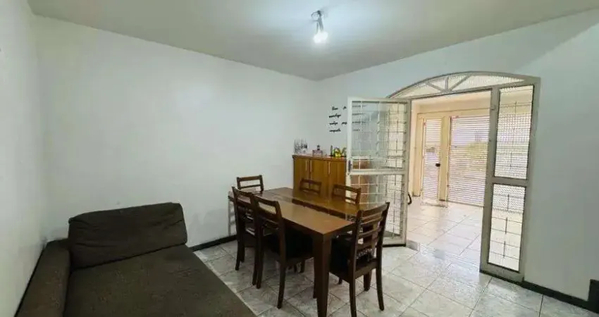Casa com 2 quartos à venda na Rua Sebastião Possada Bravo, Santa Rosa, Belo Horizonte