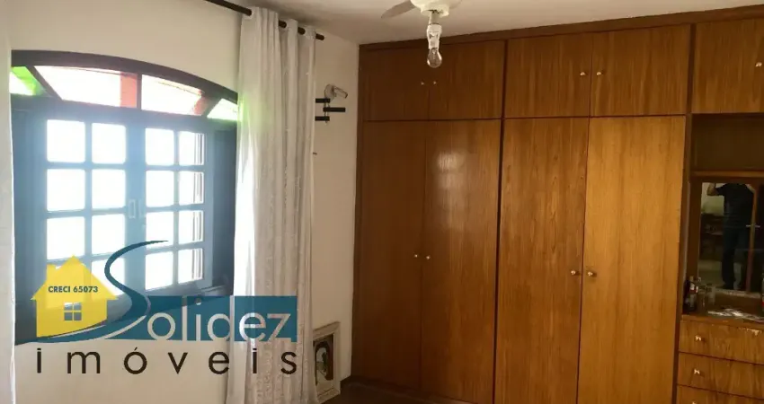 Casa com 3 quartos para alugar no Moinho Velho, São Paulo