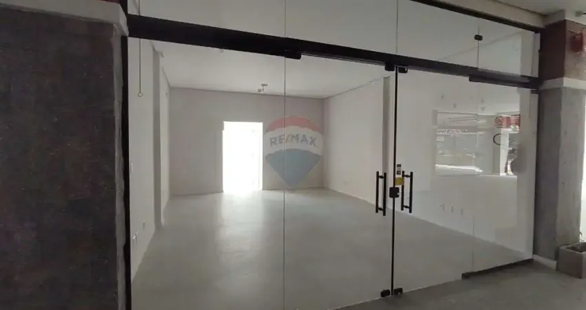 Loja para venda em Canela na Galeria Le Mond, 100 metros da Catedral de Pedra.