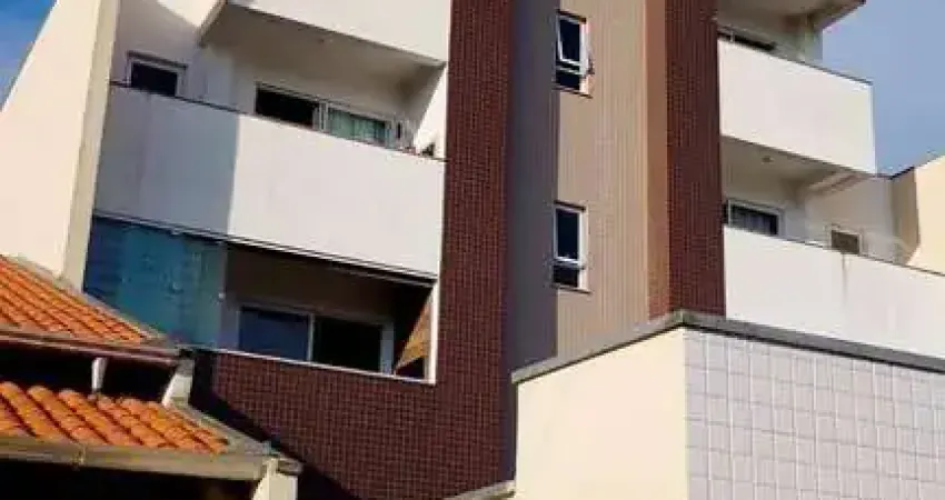 Apartamento com 02 quartos (sendo 01 suíte) no Centro de Navegantes-SC