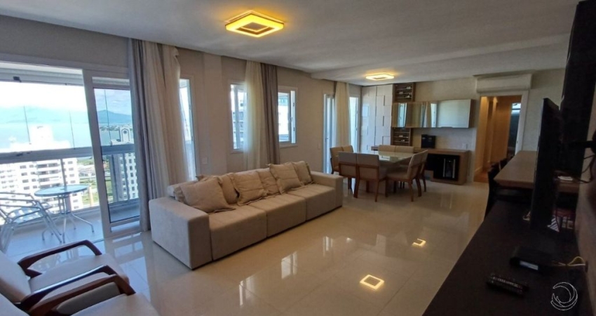 Apartamento de 141m² com 3 quartos sendo 2 suítes no Centro
