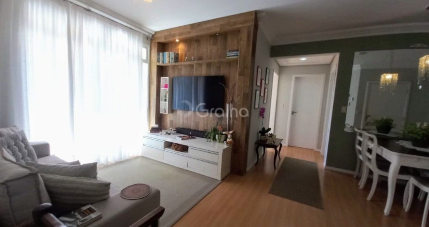 Apartamento 2 quartos sendo 1 suíte no bairro Estreito em Florianópolis
