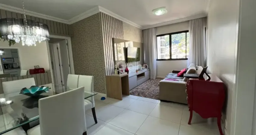 Apartamento de 66 m² com 2 quartos sendo 1 suíte no Centro