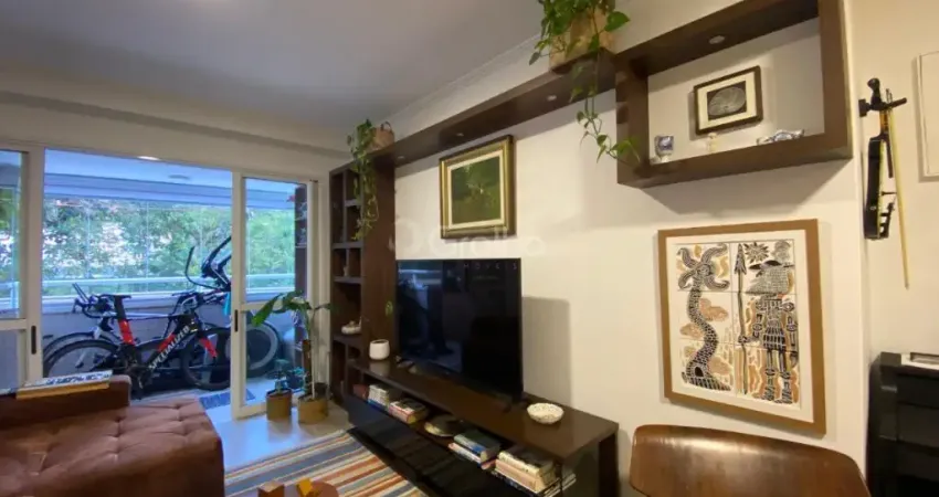 Apartamento de 126m² com 3 quartos sendo 1 suíte no Centro