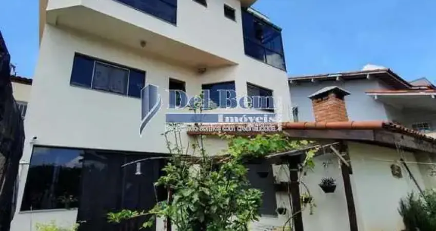 Sobrado para Venda em Mogi das Cruzes, Vila Oliveira, 4 dormitórios, 1 suíte, 3 banheiros, 3 vagas