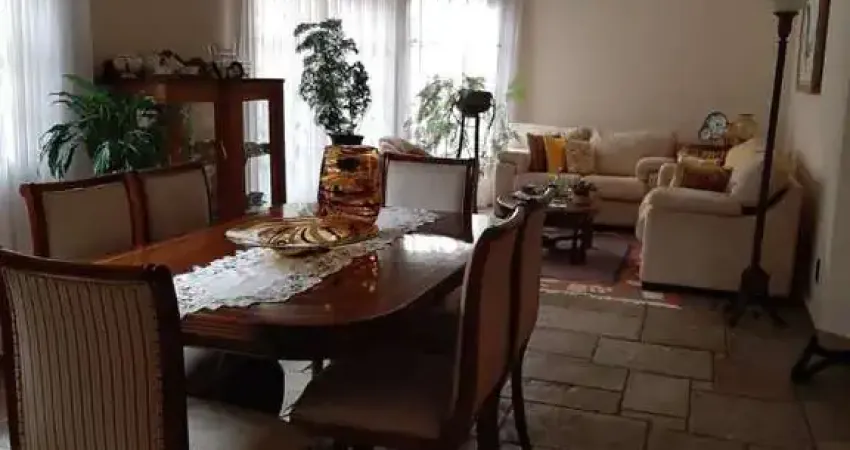 Casa para Venda em Mogi das Cruzes, Braz Cubas, 3 dormitórios, 1 suíte, 3 banheiros, 4 vagas