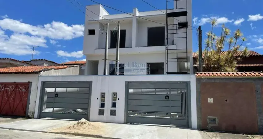 Sobrado para Venda em Mogi das Cruzes, Braz Cubas, 3 dormitórios, 1 suíte, 2 banheiros, 2 vagas