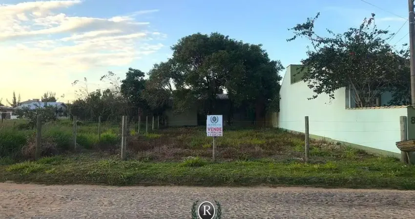 Terreno à venda na Rua Caxias do Sul, Praia Paraíso, Torres