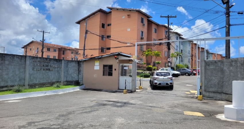 Cód. 003 Cabula 2/4 em Condomínio Fechado 1º Andar