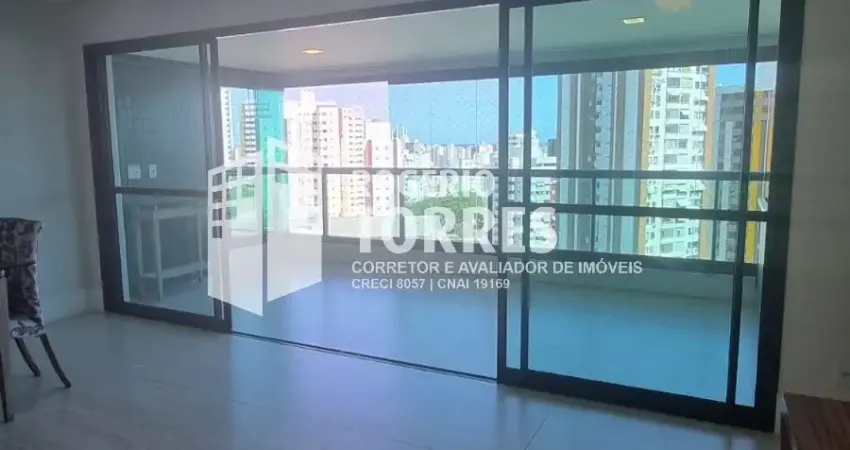 Apartamento a venda de 2 suítes + varanda gourmet e 3 garagens no Caminho das Arvores