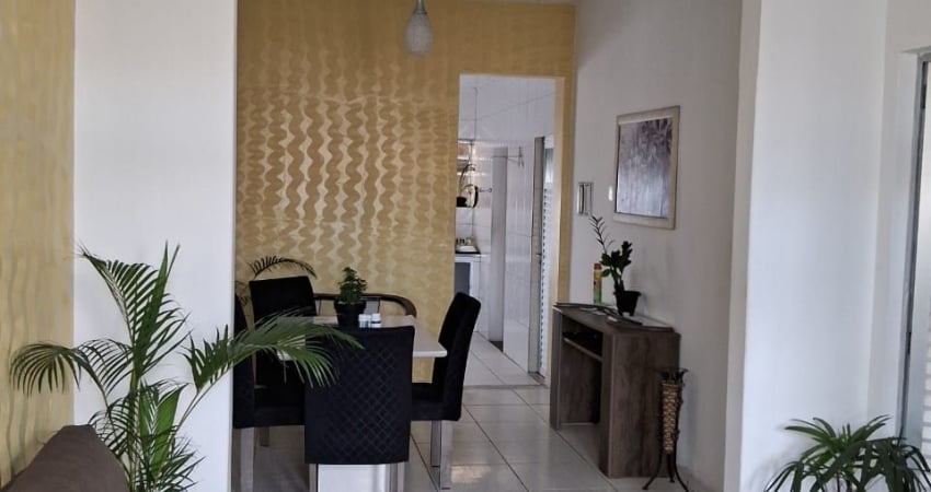 Cód. 252 Brotas Casa com 3/4 e área no fundo na Daniel Lisboa