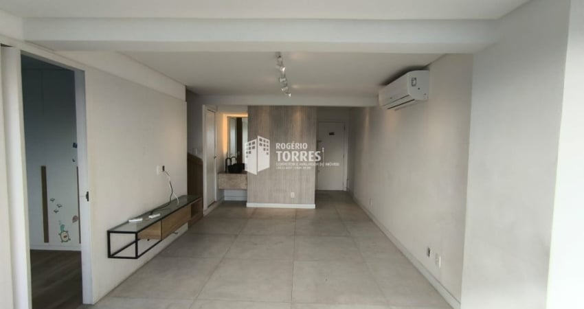 Apartamento Cobertura Duplex a venda de 2/4, 1 suíte e 2 garagens em ALPHAVILLE