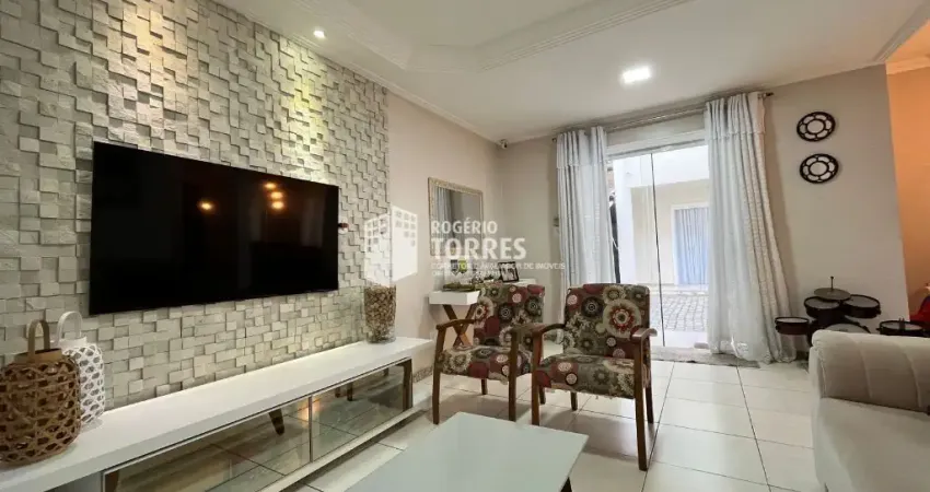 Casa duplex a venda com 4 suítes, NASCENTE, ENERGIA SOLAR e 2 garagens em STELLA MARIS