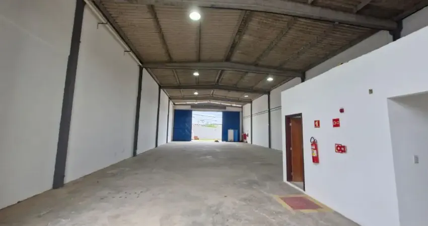 Barracão / Galpão / Depósito com 1 sala para alugar na Rua Sucupió, 1, Catu de Abrantes, Camaçari