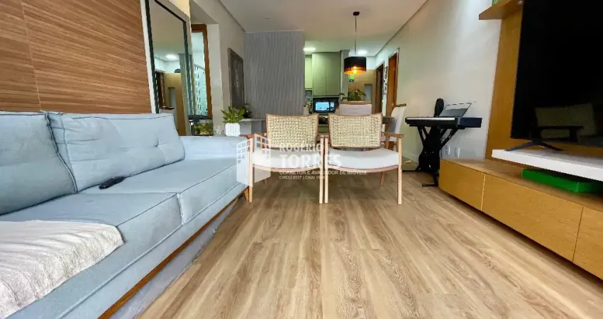 Apartamento a venda de 3/4, 1 suíte e 2 garagens no COND. VILLA PRIVILEGE em VILA LAURA