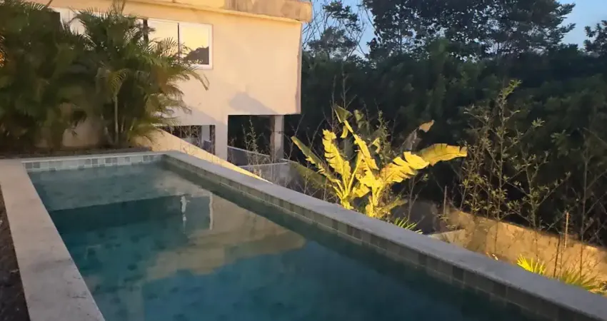 Casa em condomínio fechado com 4 quartos para alugar na Rua Caraíva, Abrantes, Camaçari