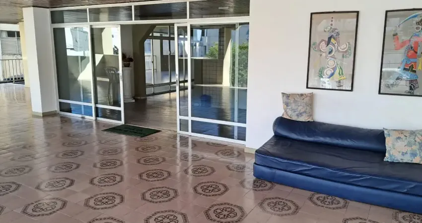 Cód. 537 pituba 2/4 com dependência super espaçoso e com 2 vagas