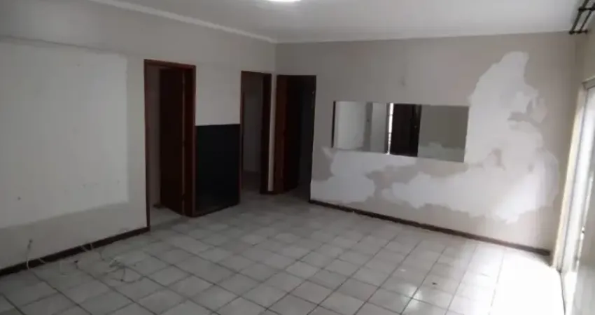 Cód. 091 luiz anselmo 3/4, sendo 2 suítes espaçoso e com garagem