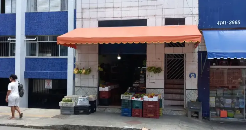 Prédio comercial - barris - em frente a biblioteca municipal