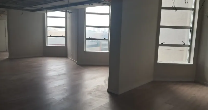 Salão comercial com   205,14 m2 - caminho das arvores - salvador