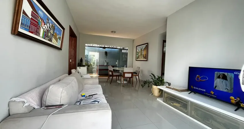 Cód. 585 buraquinho casa 4 suítes com closet e 2 vagas no cond. foz joanes