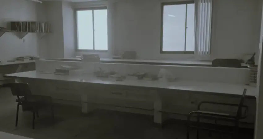 Salão comercial duzentos metros - rua. dr jose peroba - stiep