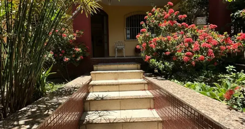 Casa à venda na Rua Gaspar da Silva Cunha, S/N, Armação, Salvador