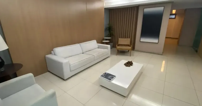 Cód. 543 caminho das árvores 2/4 com suíte e varanda com 3 vagas