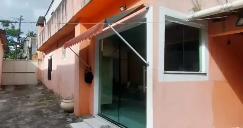 Vendo casa na itinga com quintal e garagem p/ 6 veículos,2 pavimentos, quiosque com churrasqueira, árvores frutíferas px ao final de linha dos ônibus  de itinga.