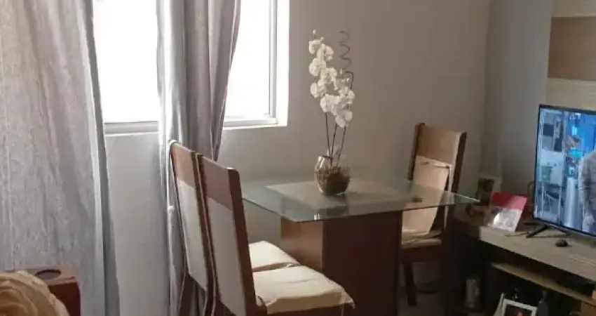 Cód. 007 Vale dos Lagos 2/4 Térreo com 2 Vagas Privativas na Rua F