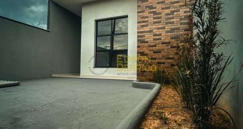 Casa á venda com 3 quartos, Loteamento Santa Clara - Pindamonhangaba