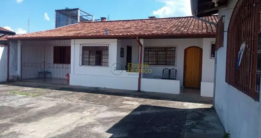 Casa com 3 quartos, Parque das Nações - Pindamonhangaba
