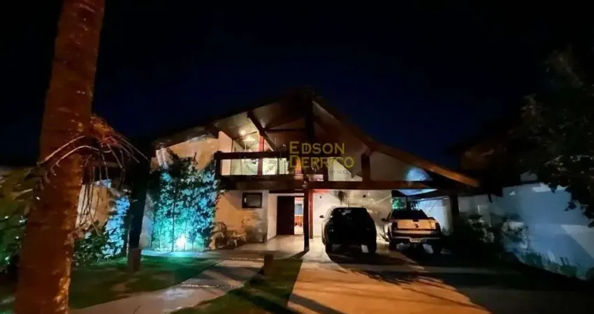 Sobrado com 4 dormitórios à venda, 480 m² por R$ 1.500.000,00 - Jardim Residencial Doutor Lessa - Pindamonhangaba/SP