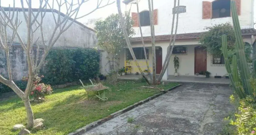 Sobrado à venda, 181 m² por R$ 530.000,00 - Crispim - Pindamonhangaba/SP