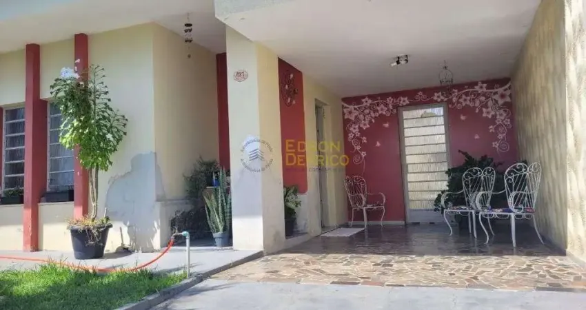 Casa com 4 quartos à venda no São Benedito, Pindamonhangaba