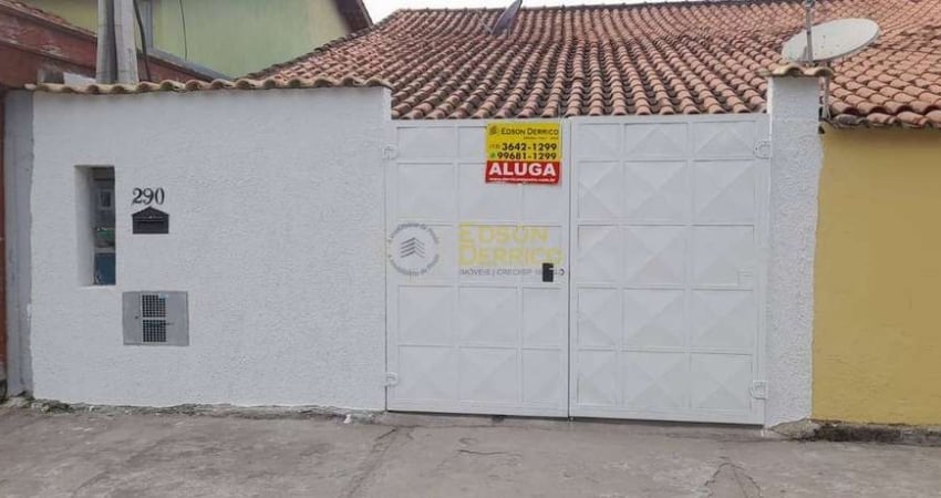 Casa com 2 quartos para Locação, Boa Vista - Pindamonhangaba