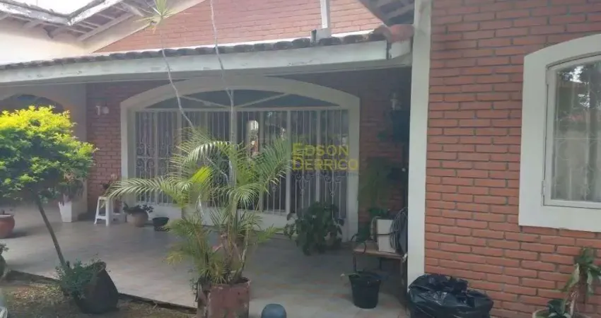 Casa à venda, 236 m² por R$ 699.000,00 - Jardim Residencial Doutor Lessa - Pindamonhangaba/SP