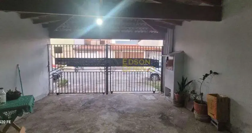 Casa com 2 dormitórios à venda, 116 m² por R$ 230.000,00 - Mombaça - Pindamonhangaba/SP
