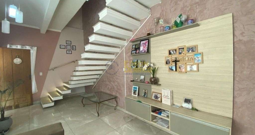 Sobrado à venda, 350 m² por R$ 700.000,00 - São Benedito - Pindamonhangaba/SP
