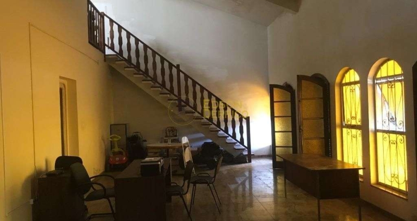 Sobrado à venda, 283 m² por R$ 2.160.000,00 - São Benedito - Pindamonhangaba/SP