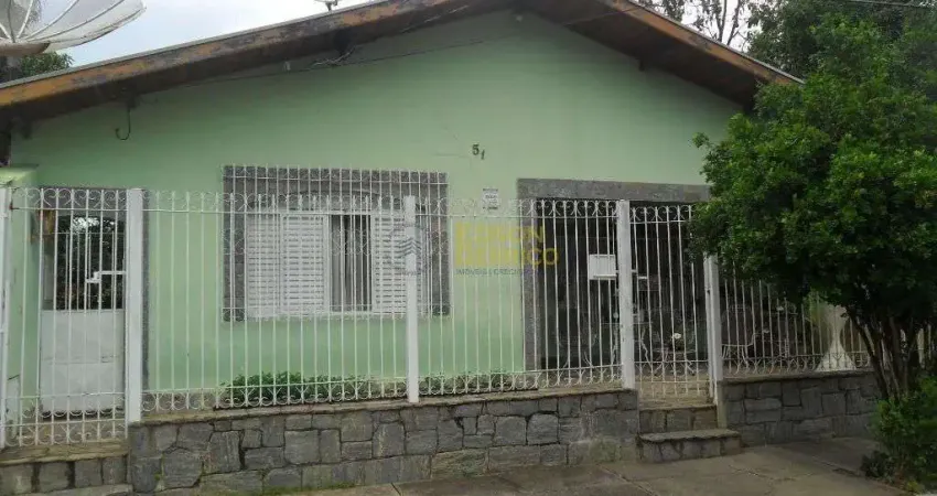 Casa com 4 dormitórios à venda, 200 m² por R$ 800.000,00 - Centro - Pindamonhangaba/SP