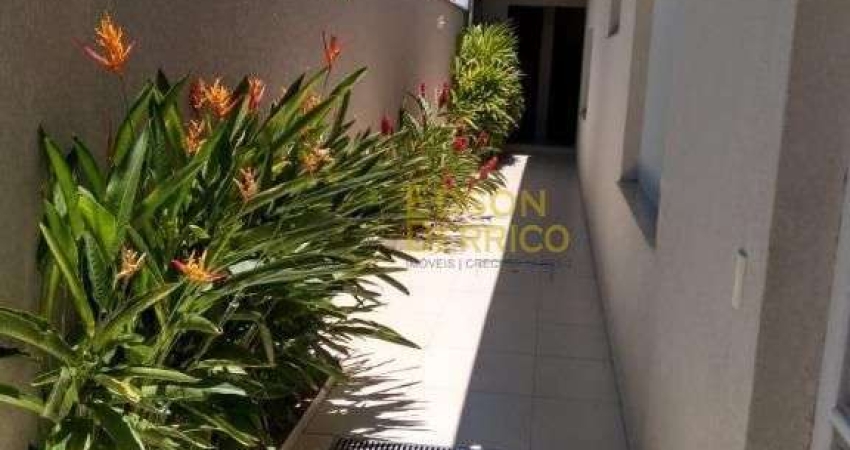Casa com 3 dormitórios à venda, 240 m² por R$ 690.000,00 - Loteamento Residencial Andrade - Pindamonhangaba/SP