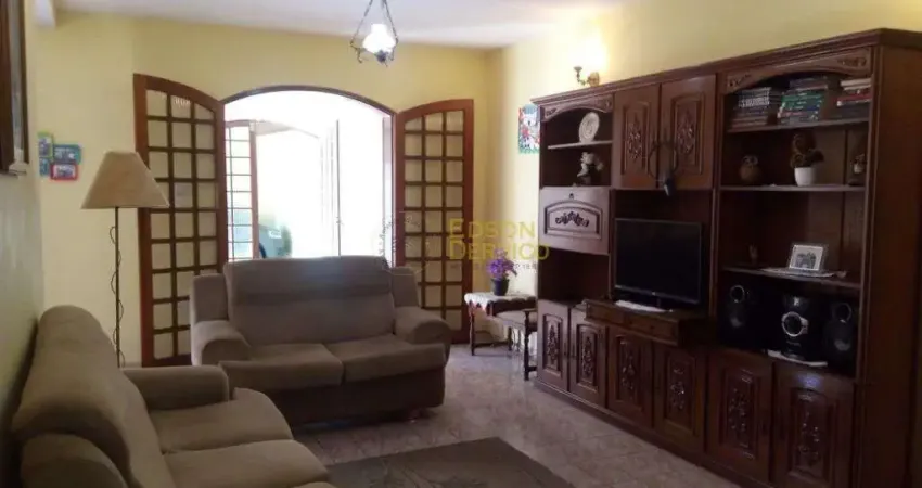 Sobrado com 4 dormitórios à venda, 302 m² por r$ 800.000 - crispim - pindamonhangaba/sp